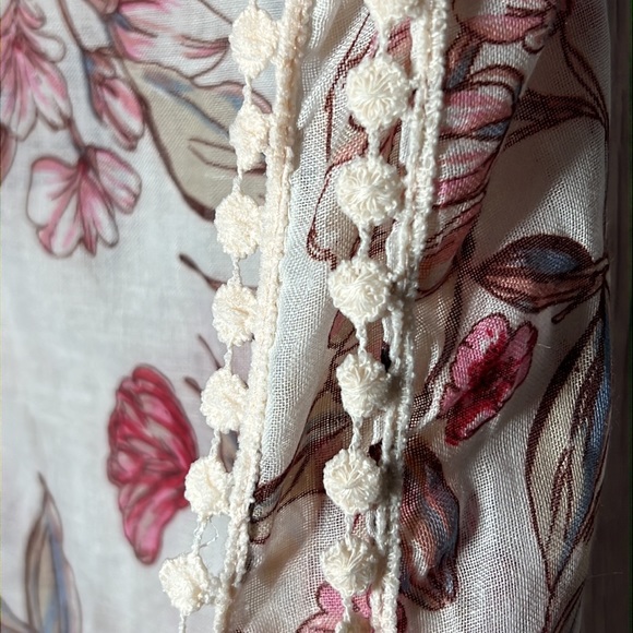 Funky monkey floral scarf with trim - Picture 4 of 9